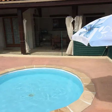 Vacances La Mouline Holiday home Lesparre-Medoc