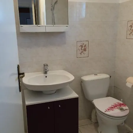 Holiday home Vacances La Mouline