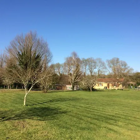 Holiday home Vacances La Mouline *
